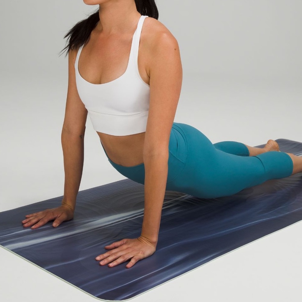 NWT Lululemon Take Form Yoga Mat 5mm marble